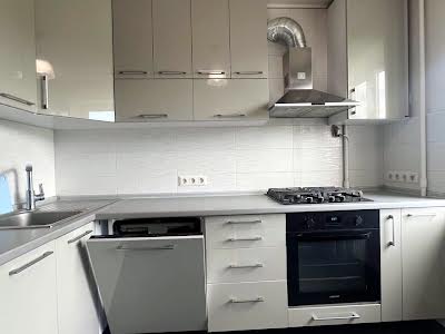 квартира по адресу Академика Глушкова просп., 30