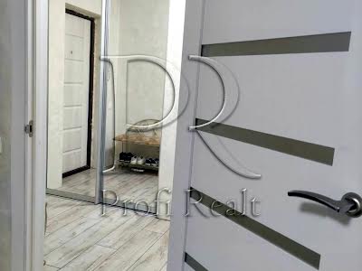 квартира за адресою Теплична вул., 48