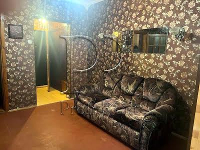 квартира за адресою Срібнокільська вул., 8