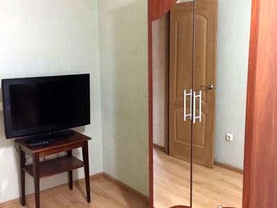 квартира за адресою Дегтярівська вул., 28