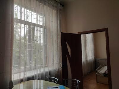 квартира за адресою Євгена Чикаленка вул. (Пушкінська), 39