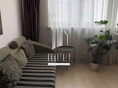 квартира за адресою Олени Пчілки вул., 8
