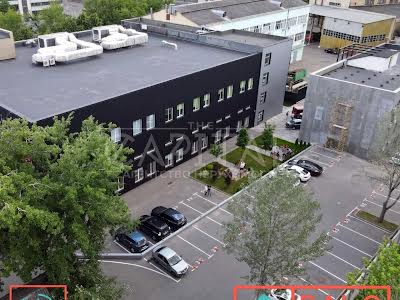 комерційна за адресою Старокиївська вул., 10