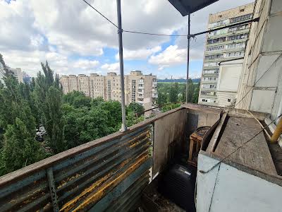 квартира за адресою Русанівський бульв., 4