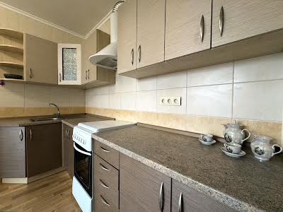 квартира за адресою Олени Пчілки вул., 6