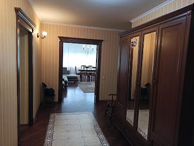квартира за адресою Микільсько-Слобідська вул., 2Б