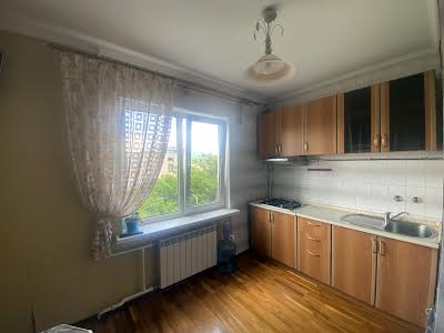 квартира за адресою Київ, Оболонська пл. (Дружби Народів СРСР), 8