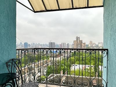 квартира за адресою Тополева вул., 4-8