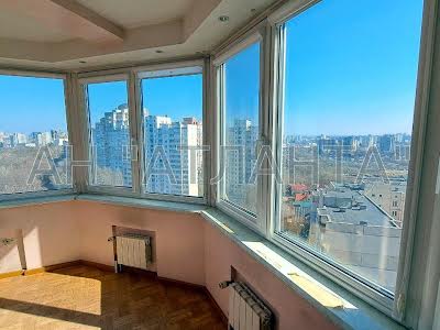 квартира за адресою Клінічна вул., 23/25