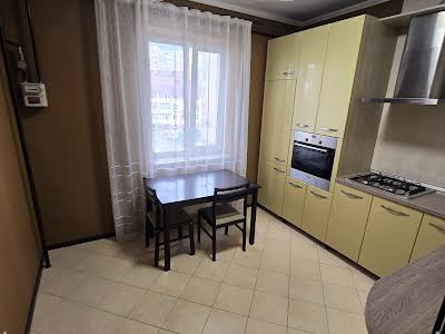 квартира за адресою с. Софіївська борщагівка, Лесі Українки вул., 11