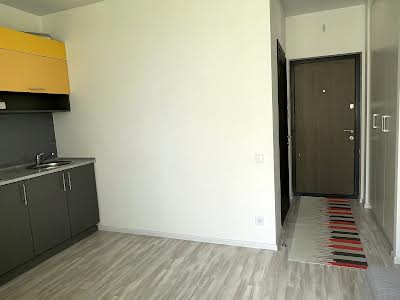 квартира за адресою Київ, Салютна вул., 2к3