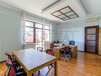 комерційна за адресою Павла Загребельного вул. (Миколи Раєвського), 5