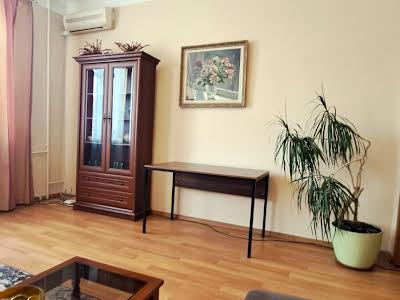 квартира по адресу Киев, Пирогова ул., 2