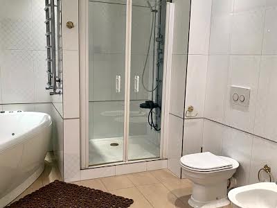 квартира за адресою Ляпунова вул., 16