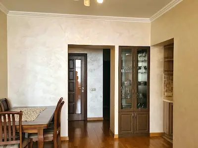 квартира за адресою Драгоманова вул., 40-З