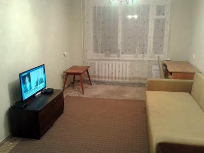квартира за адресою Леся Курбаса просп., 4