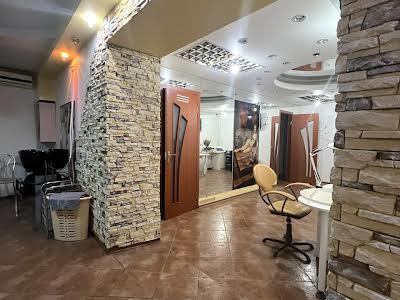 комерційна за адресою Владислава Зубенка вул. (Тимурівців), 34 А