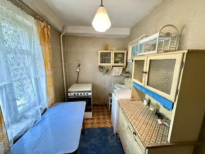 квартира за адресою Олександра Довженка вул., 8