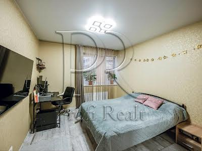 квартира за адресою Приозерний бульв., 5