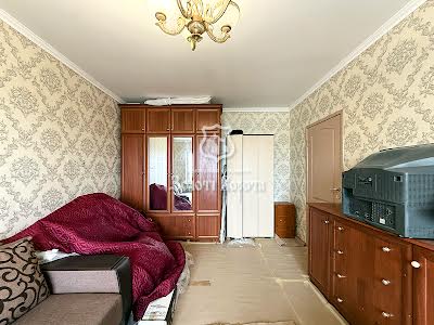 квартира за адресою Вишняківська вул., 13б