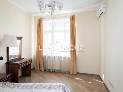квартира за адресою Київ, Євгена Коновальця вул. (Щорса), 36-В