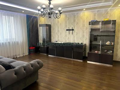 квартира за адресою Деміївська вул., 13