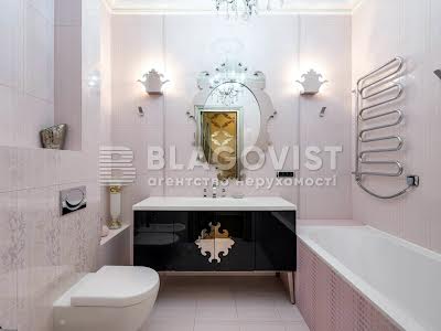 квартира за адресою Івана Франка вул., 4б