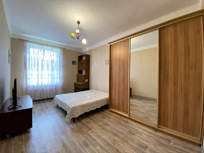 квартира за адресою Кирилівська вул. (Фрунзе), 123