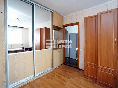 квартира за адресою Шевченка вул., 6