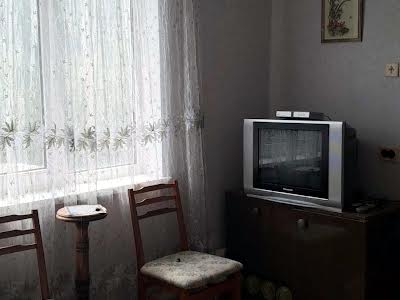 будинок за адресою с. Новосілки, широка, 1