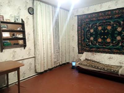 будинок за адресою Переяслав, Привітна