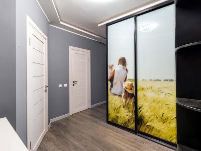квартира за адресою Регенераторна вул., 4