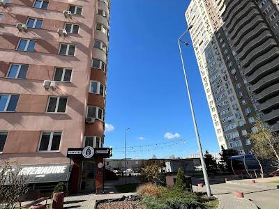 квартира по адресу Соломии Крушельницкой ул., 15