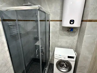 квартира за адресою Дніпровська набережна вул., 26
