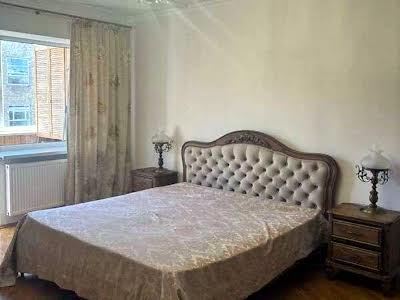 квартира за адресою Юрківська вул., 28