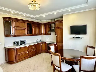 квартира по адресу Героїв Оборони ул., 10-А