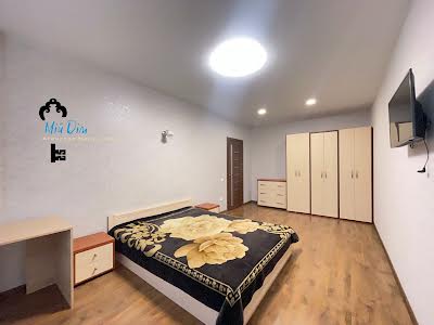квартира за адресою Боголюбова вул., 33