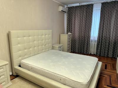 квартира по адресу Старонаводницкая ул., 4-Б