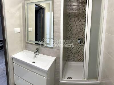 квартира за адресою Астрономічна вул., 35г