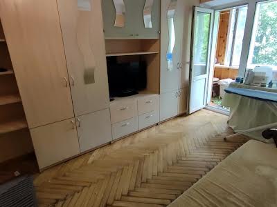 квартира за адресою Братів Зірових, 25
