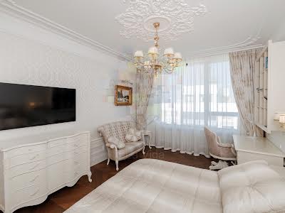 квартира по адресу Calle Dilova ул. (Димитрова), 1/2