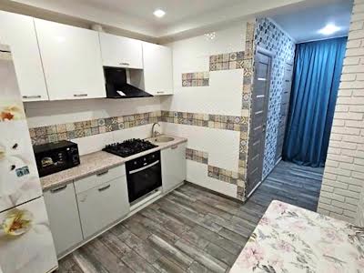 квартира по адресу Червоной Калины просп. (Владимира Маяковского), 32
