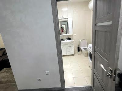 квартира за адресою Драгоманова вул., 2