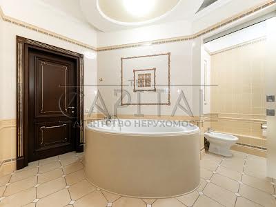 квартира за адресою Кудрявський узвіз, 3-Б