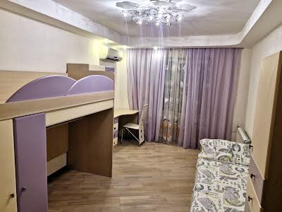 квартира за адресою Ентузіастів вул., 33