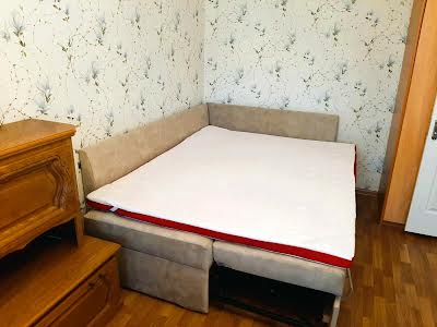 квартира по адресу Героев Полка 