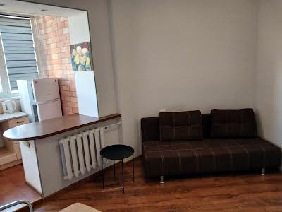 квартира по адресу Миколы Бажана просп., 12