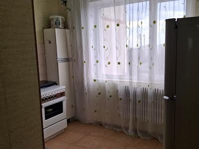 квартира за адресою 92 бригади вул., 27