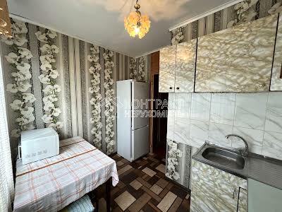 квартира за адресою Перемоги просп., 70