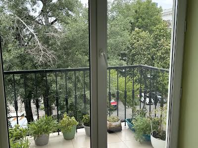 квартира за адресою Лютеранська вул., 21